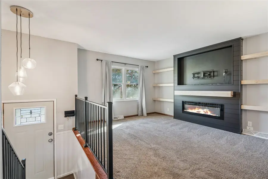 3108 Huxley Lane Sw, Cedar Rapids, IA 52404 - Image #3