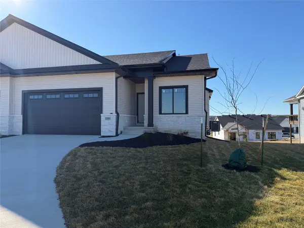 1299 Berkshire Lane, North Liberty, IA 52317