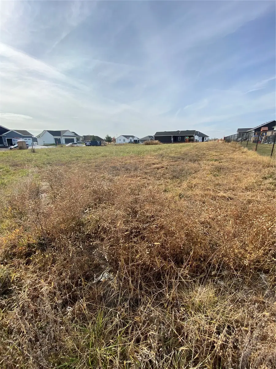 360 Linden St., Alburnett, IA 52202 - #2