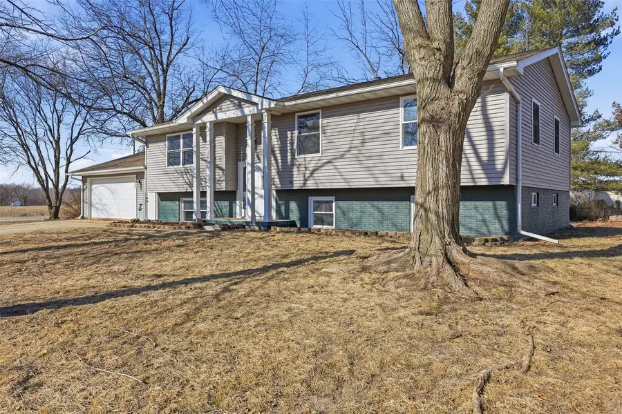 4204 Lloyd Ave Se, Iowa City, IA 52240 - #2