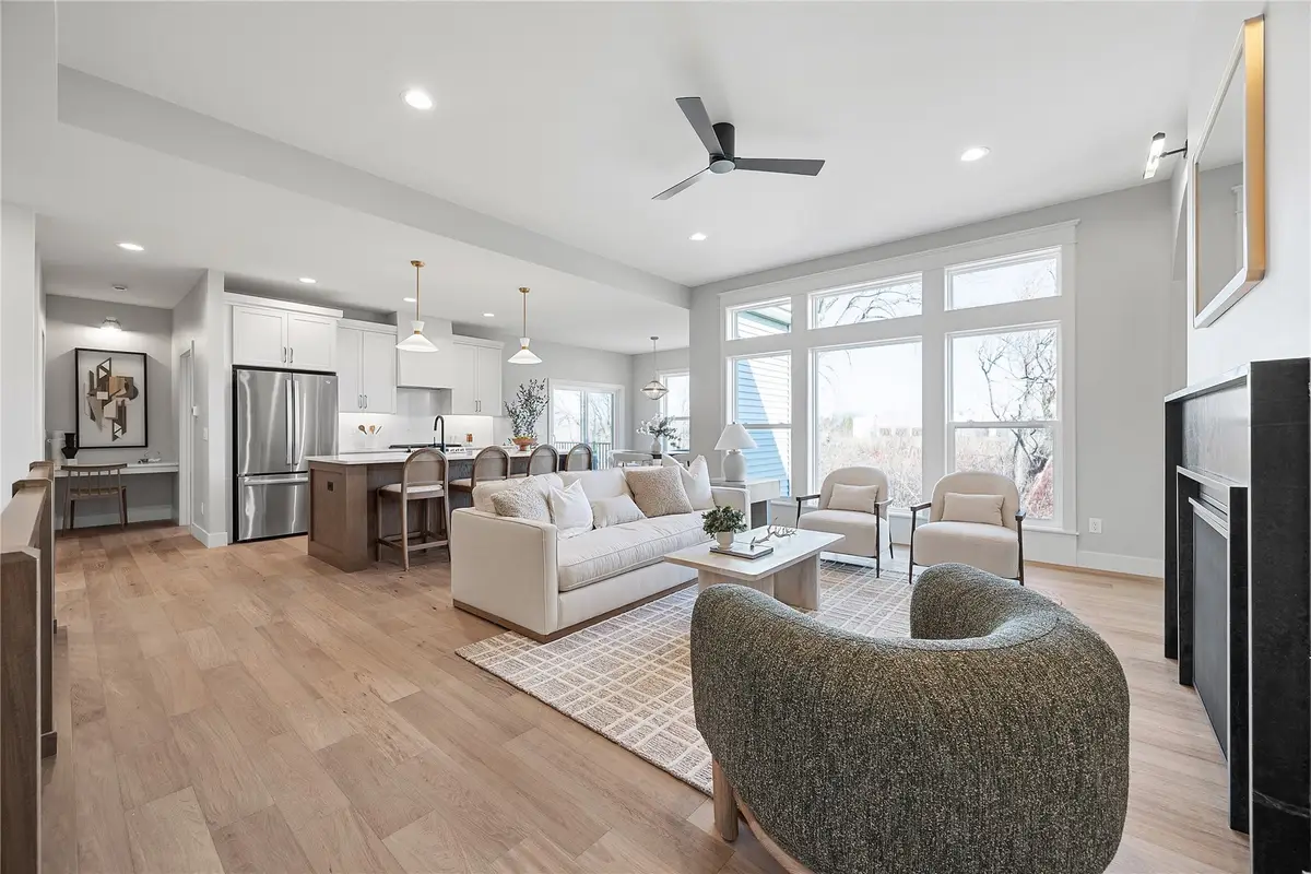 3526 Reed Road, Hiawatha, IA 52302 - Image #1