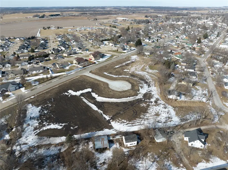 206 Main Street S, Center Point, IA 52213 - #3