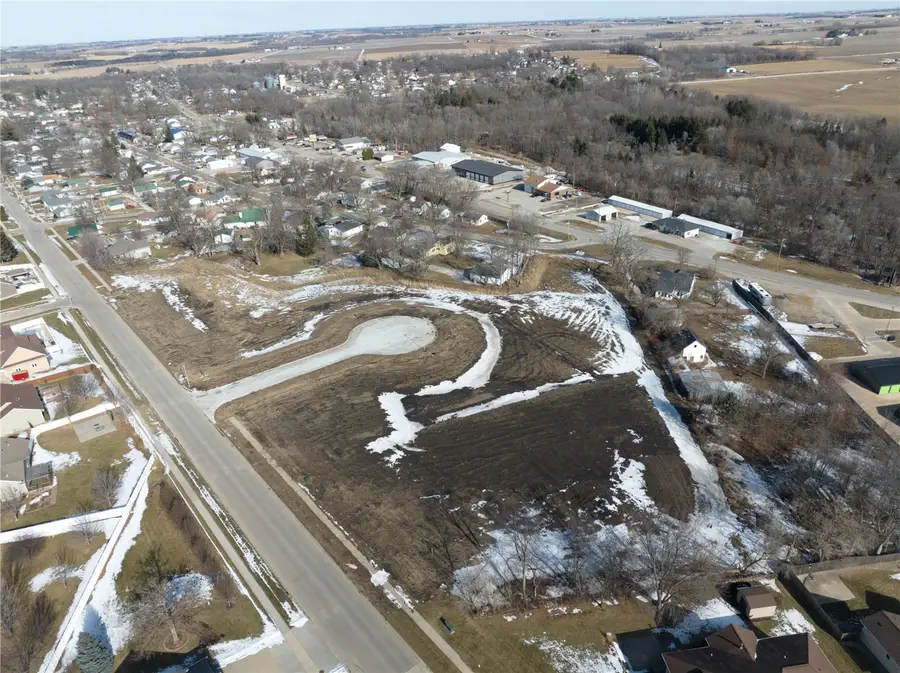 311 Young Court, Center Point, IA 52213 - #2