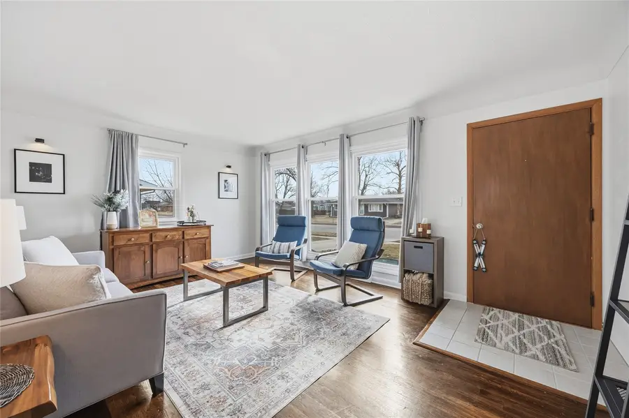 2860 Mcgowan Blvd, Marion, IA 52302 - #3