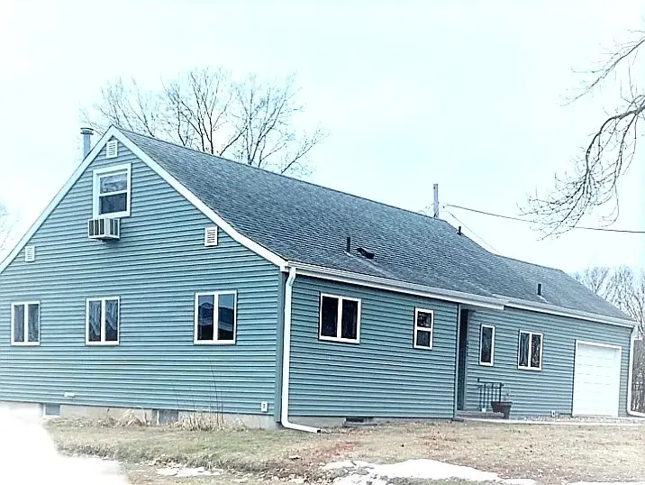 521 29th Street Ne, Cedar Rapids, IA 52402 - #2