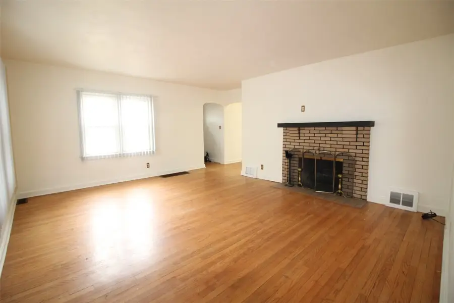 1421 1st Ave Sw, Cedar Rapids, IA 52404 - #3