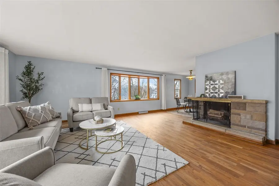 506 College Boulevard Sw, Mount Vernon, IA 52314 - #3