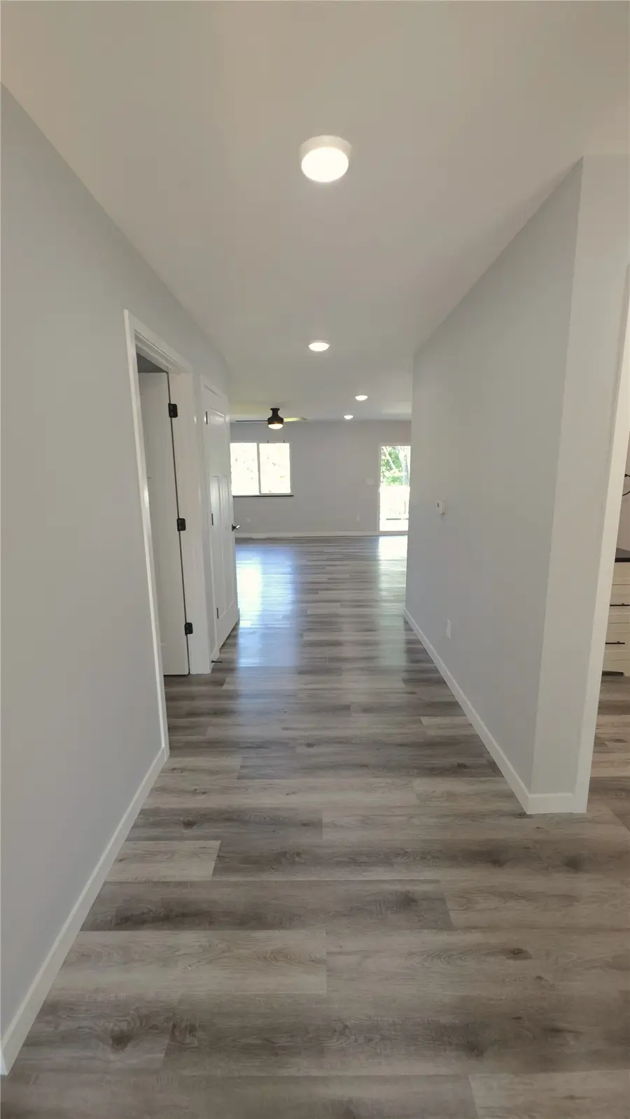 1413 13th Avenue, Belle Plaine, IA 52208 - #2