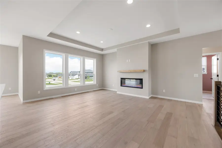 218 Mccarran Avenue Ne, Cedar Rapids, IA 52402 - #2