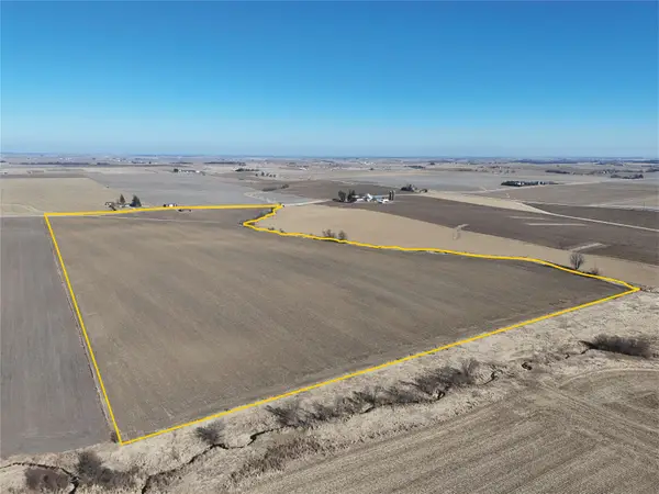 1748 190th St, Clarence, IA 52216