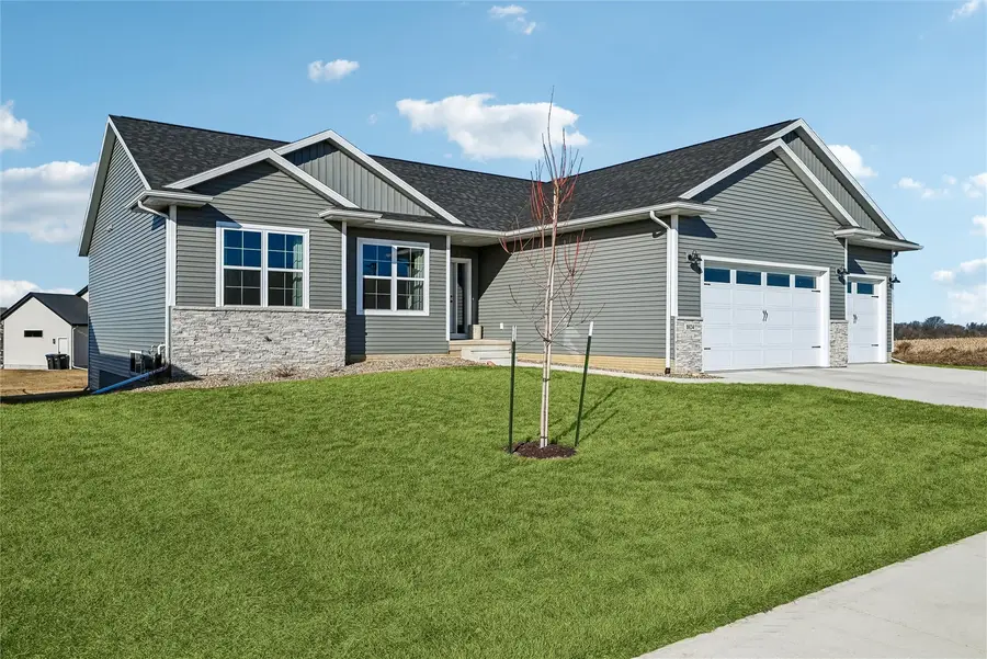 1024 Kettering Road, Marion, IA 52302 - #2