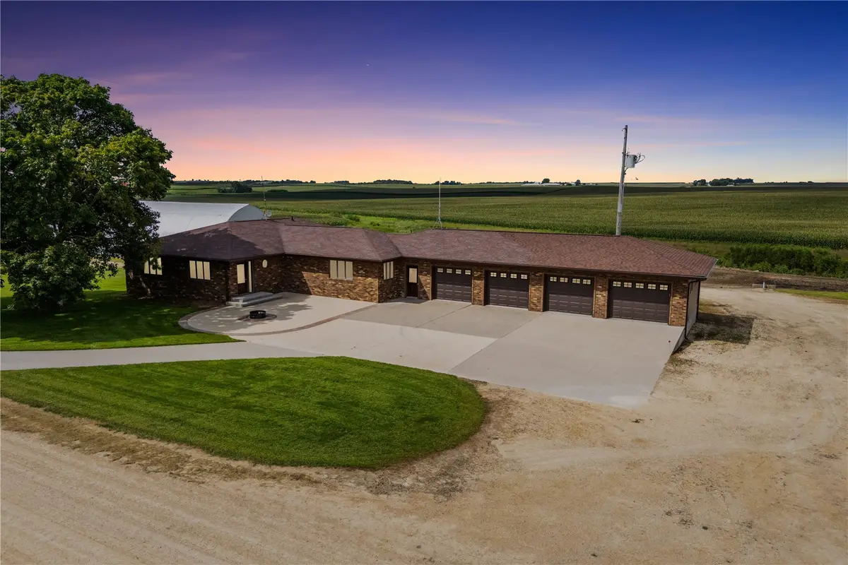 1693 265th Avenue, Earlville, IA 52041 - #1