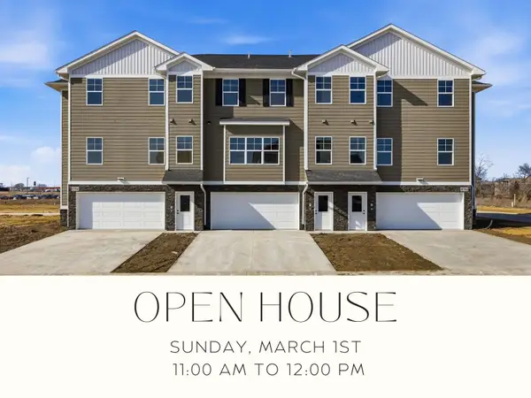 8704 Eddie Drive Sw #B, Cedar Rapids, IA 52404