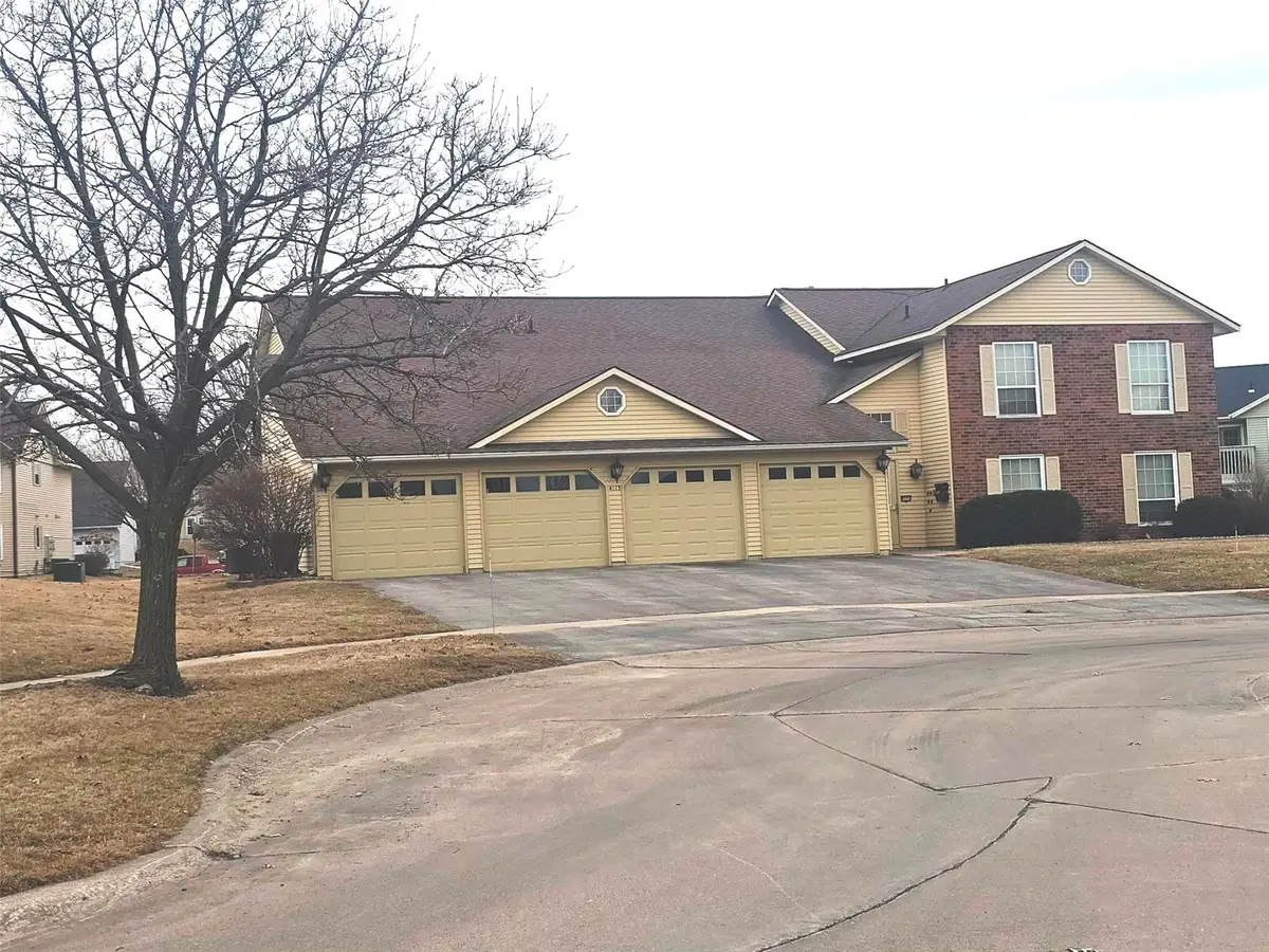 4113 Lexington Court Ne #C, Cedar Rapids, IA 52402 - #1