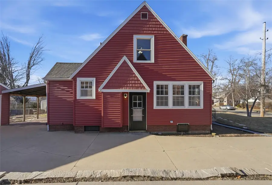 435 20th Street Ne, Cedar Rapids, IA 52402 - #2