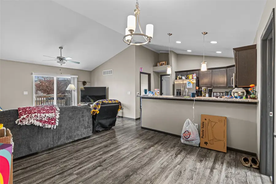 372 Tanglewood Drive, Solon, IA 52333 - #3