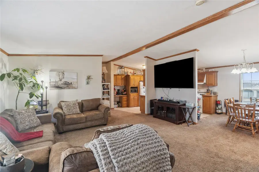 422 S Jackson Street, Lisbon, IA 52253 - #3