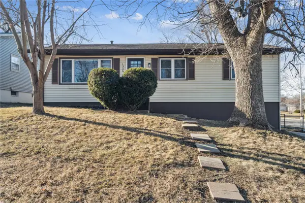 1536 Woodside Drive Nw, Cedar Rapids, IA 52405