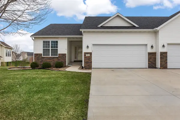 3002 Stone Creek Court, Marion, IA 52302