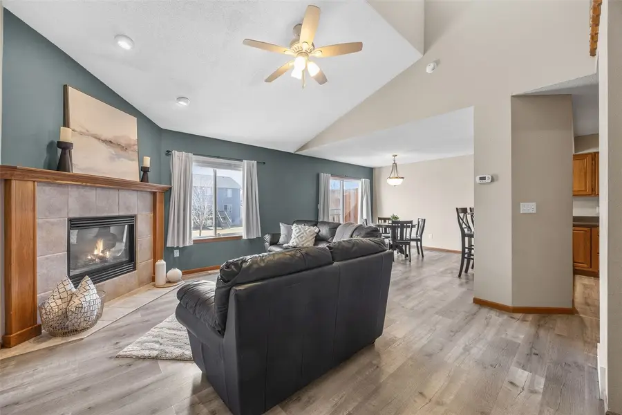 2695 Ridgeview Way, Marion, IA 52302 - #3