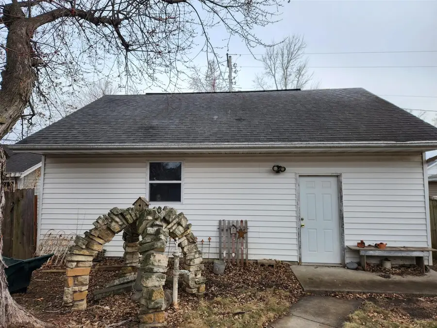 2039 Park Avenue Se, Cedar Rapids, IA 52403 - #3