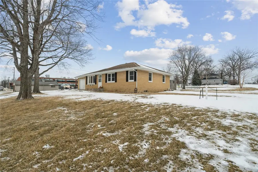 508 Valley Street, Center Point, IA 52213 - #2