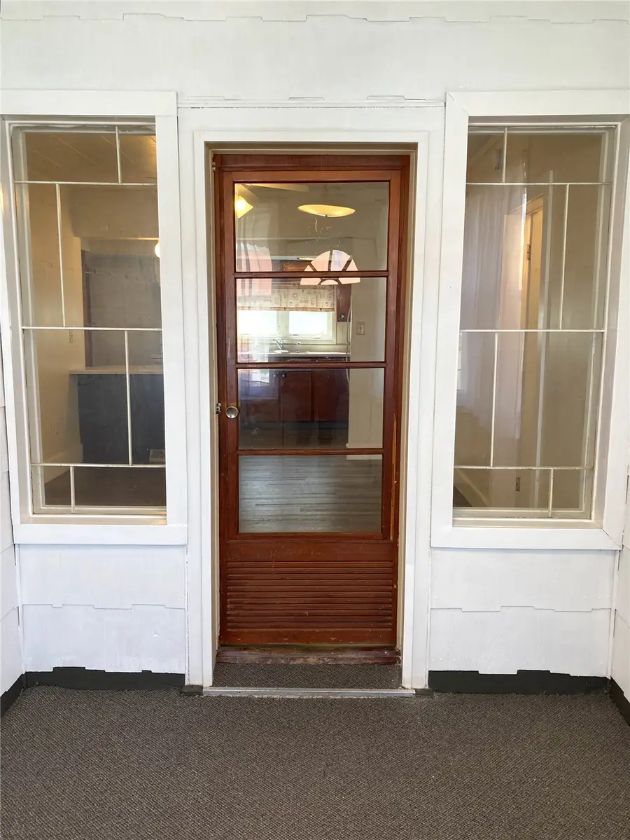 324 Sumner Street, Waterloo, IA 50703 - #2