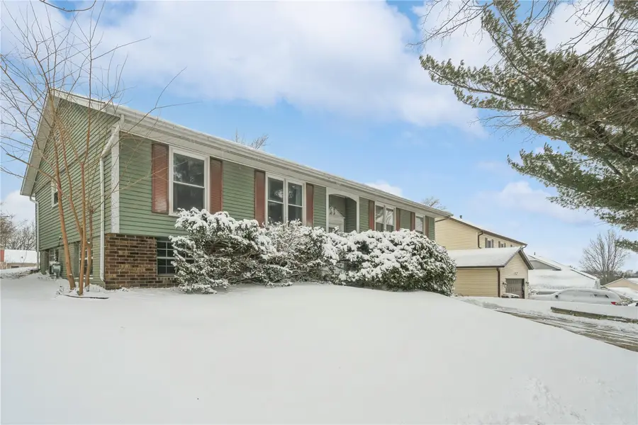 6917 Larkwood Ne, Cedar Rapids, IA 52402 - #2