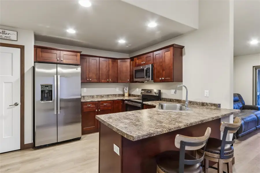 1000 Creekside Drive, Tiffin, IA 52340 - #3