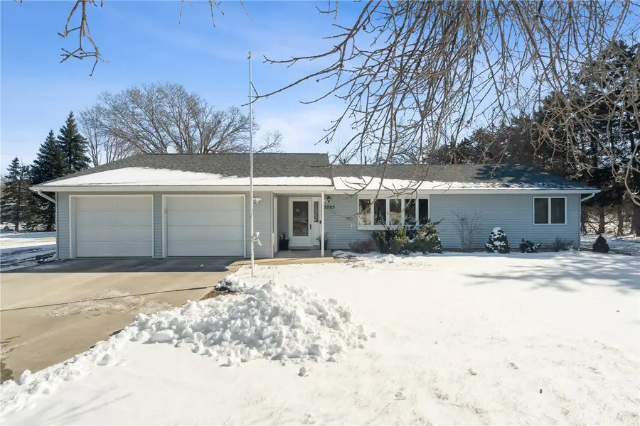 3885 Mohler Road, Center Point, IA 52213 - #2