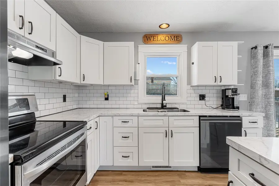 1719 South View Drive Nw, Cedar Rapids, IA 52405 - #2