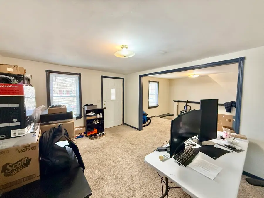 711 E Bloomington Street, Iowa City, IA 52245 - #2