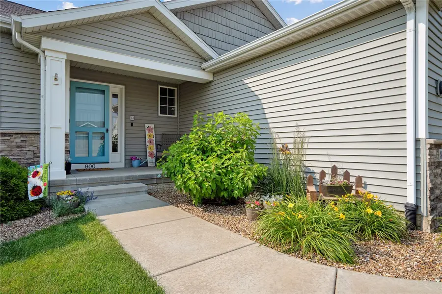 800 Bowhunter, Marion, IA 52302 - #2