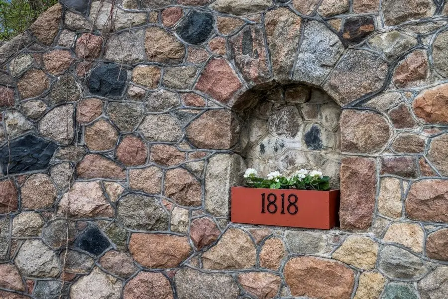 1818 N Dubuque St, Iowa City, IA 52245 - #2