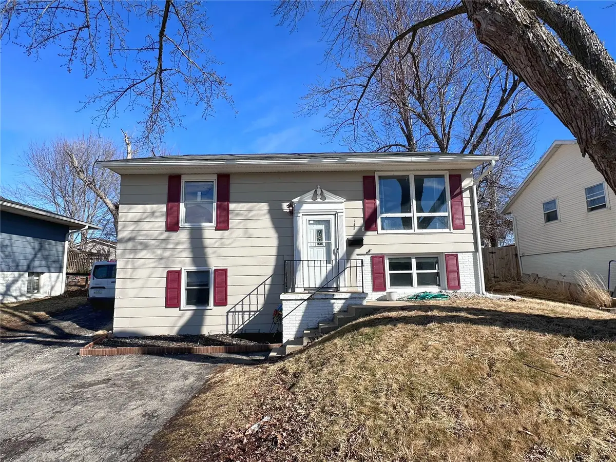 145 Belvedere Drive Nw, Cedar Rapids, IA 52405 - #1