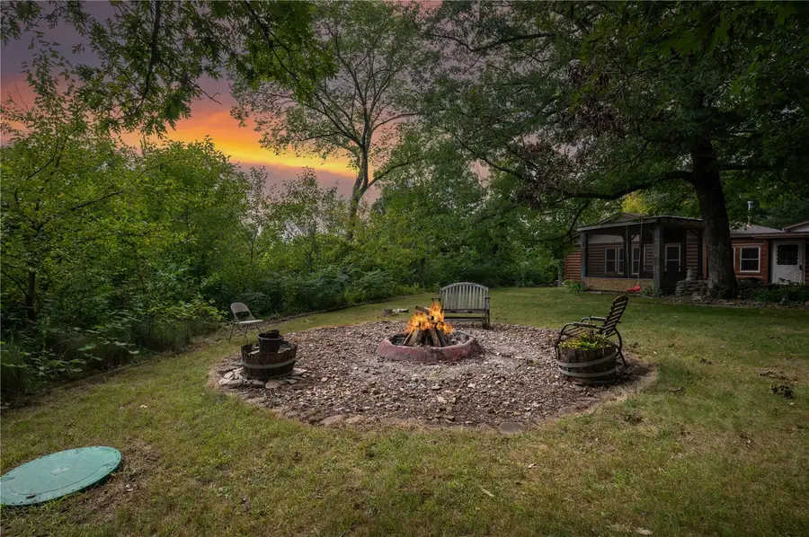 2576 58th Lane, Vinton, IA 52349 - #2