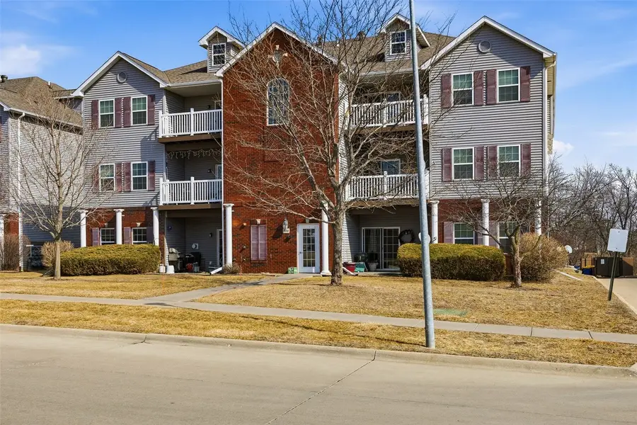 900 Rachael Street #304, North Liberty, IA 52317 - #2