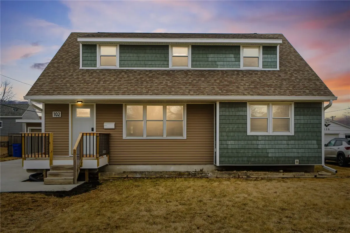 102 Patricia Lane Nw, Cedar Rapids, IA 52405 - #1