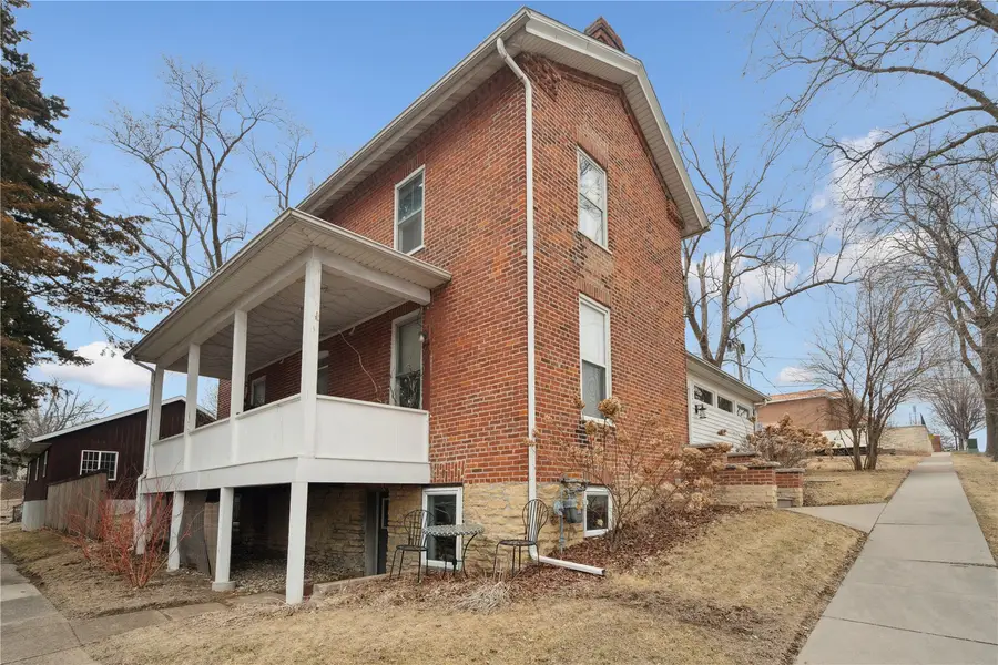 123 2nd Ave Sw, Mount Vernon, IA 52314 - #2