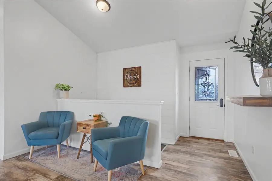 111 Blue Jay Avenue, Vinton, IA 52349 - #3