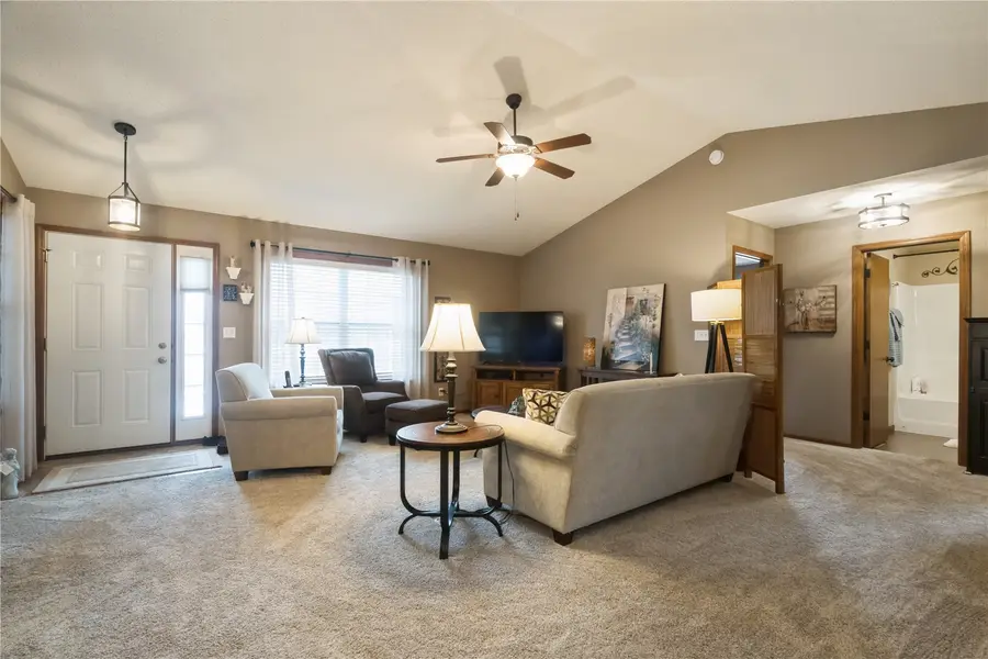 4420 Rec Drive, Marion, IA 52302 - #3