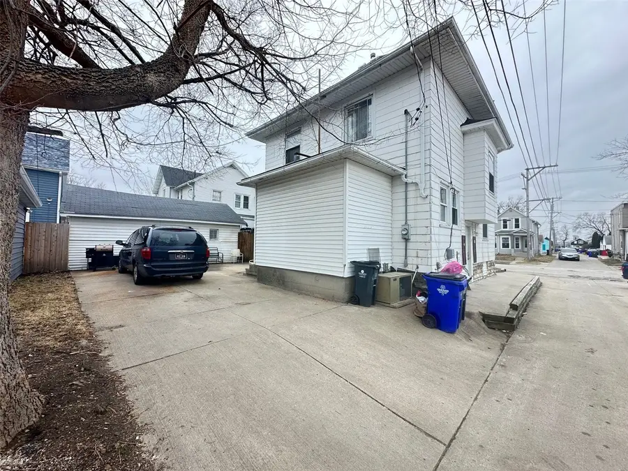 514 16th St Ne, Cedar Rapids, IA 52402 - #3