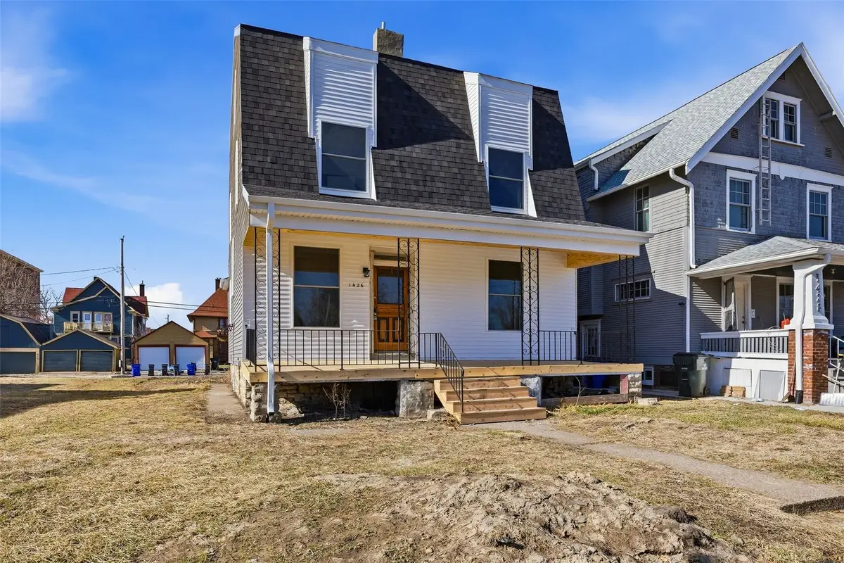 1426 3rd Avenue Se, Cedar Rapids, IA 52403 - #1