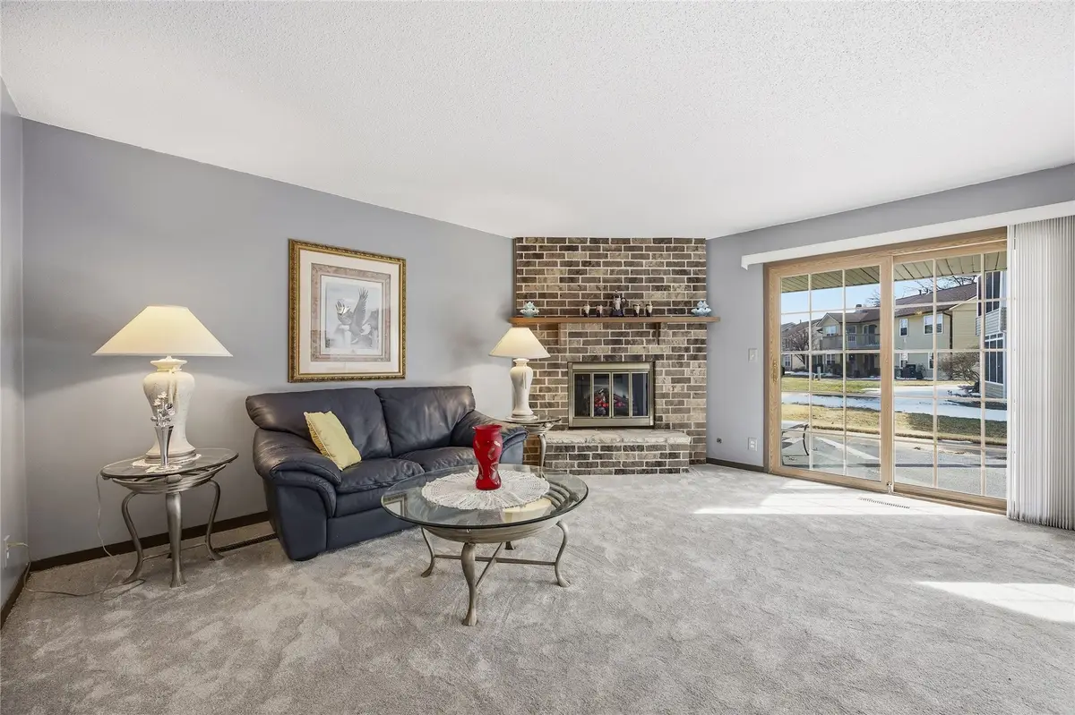 4127 Lexington Drive Ne #B, Cedar Rapids, IA 52402 - #1