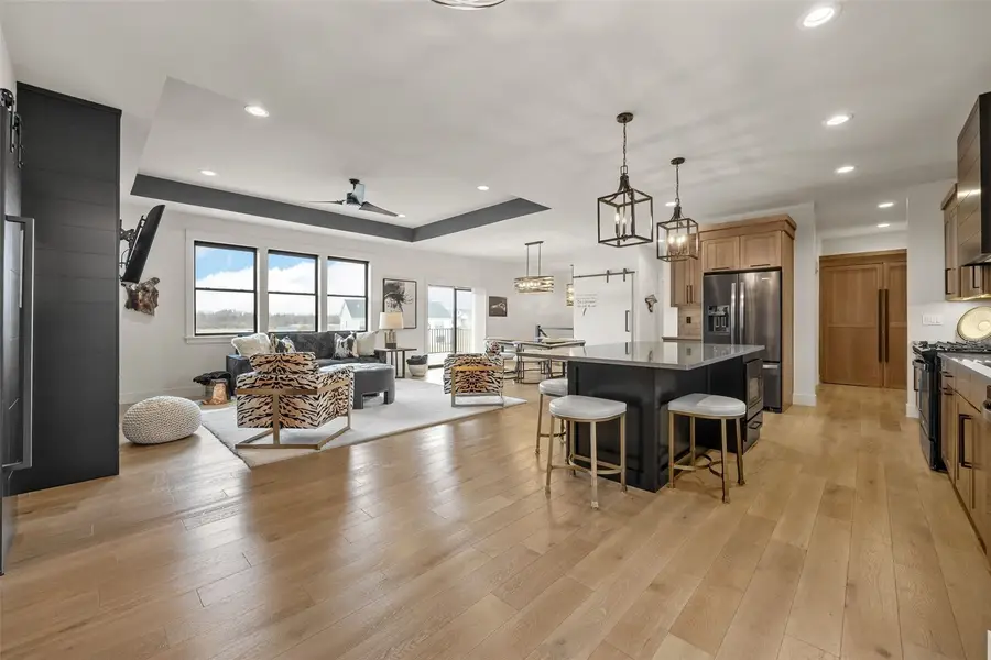 3025 Valley Court, Hiawatha, IA 52233 - #2