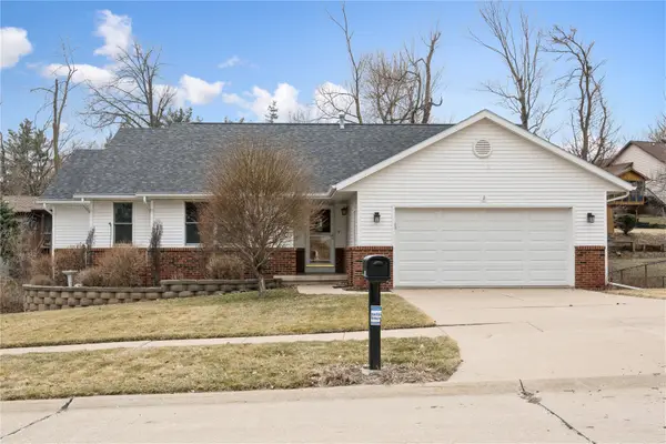 1617 Whitters Way Nw, Cedar Rapids, IA 52405