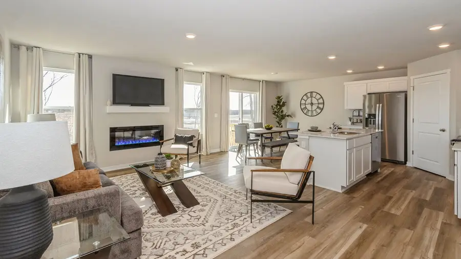 2870 Grassland Court, Hiawatha, IA 52233 - #3