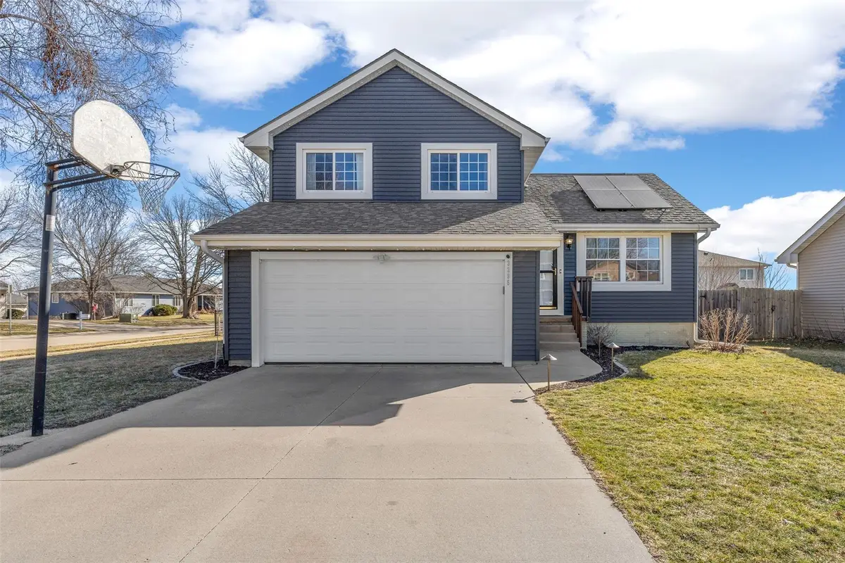 3295 5th Street, Marion, IA 52302 - #1