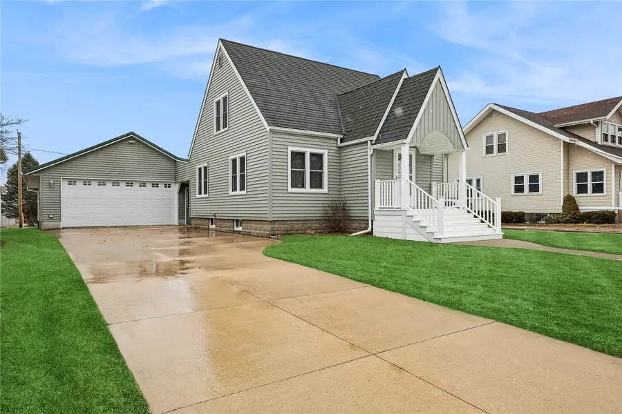 203 5th Avenue, Keystone, IA 52249 - #2