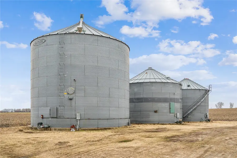 2921 220th Street, Winthrop, IA 50682 - #3